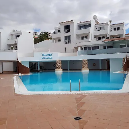 Apartament Island Village & Bo